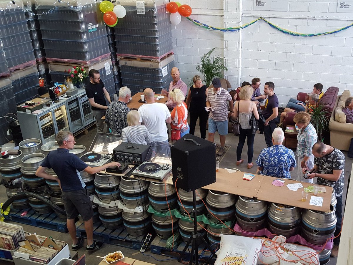 Now seems the time to tell you about food this Saturday at our birthday:  TASTY HOTDOGS from <a href="/UnderdogsBris/">UNDERDOGS</a> YES! 🌭🍻
bit.ly/2vFAnw1