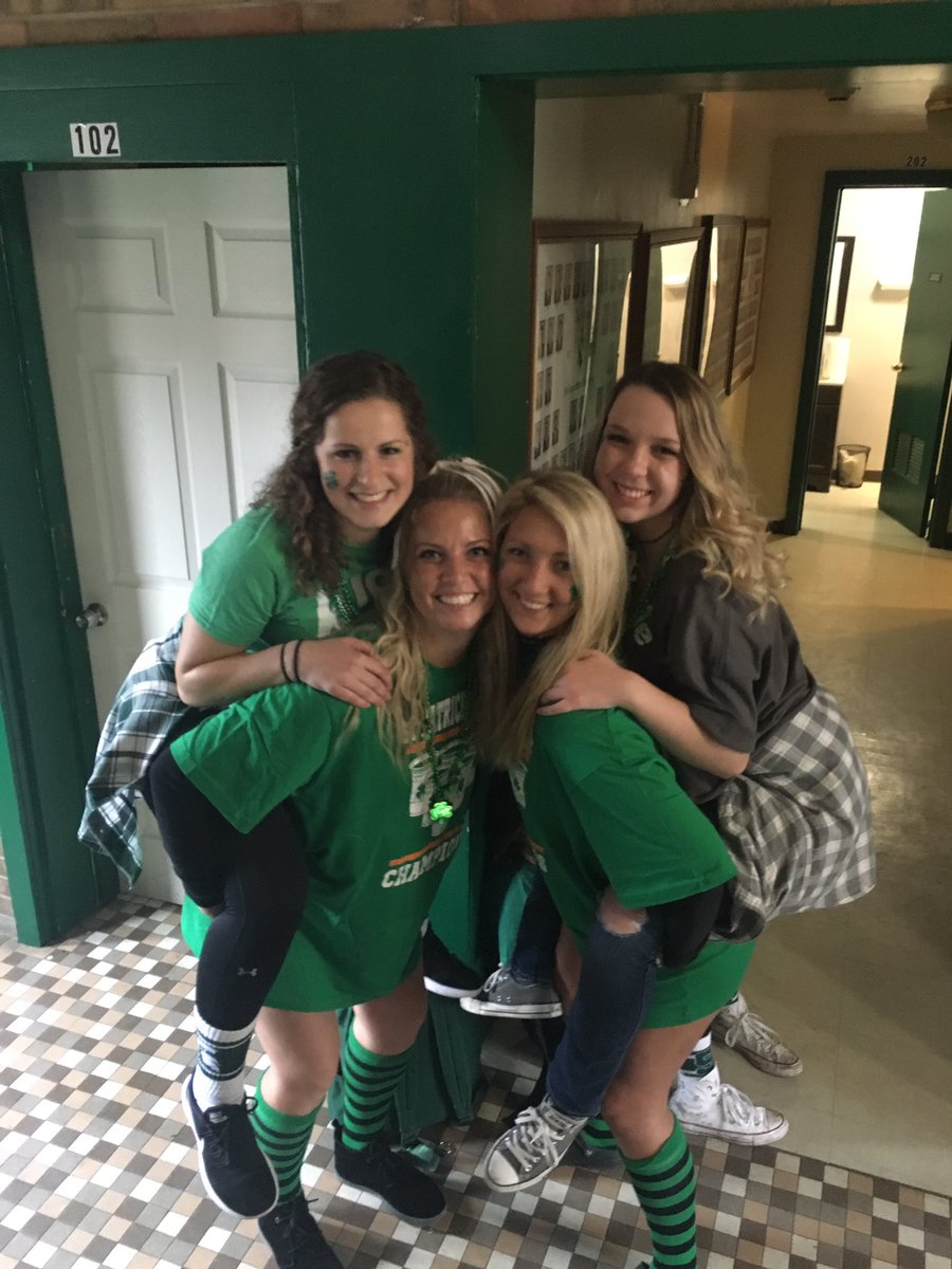 JLynn_98's tweet photo. Happy 21st Birthday, Lovely!!!!😊💕 I hope you have a great day and I can't wait to see ya soon!! https://t.co/d1x7RZjLUu