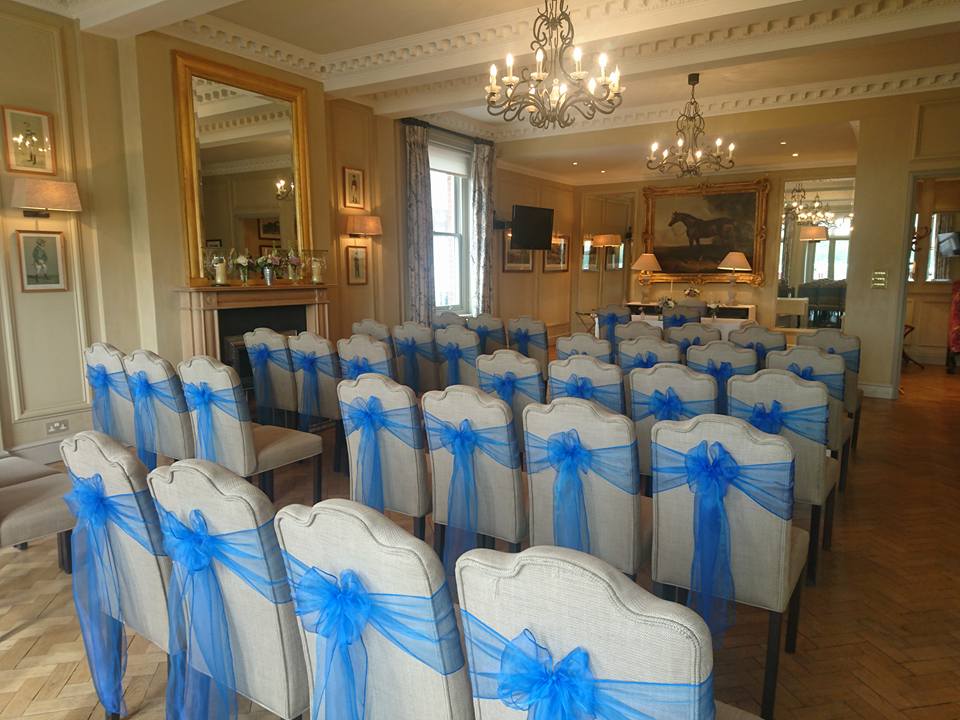 We still have some availability for 2018! Call 07880 727184
#weddingdecor #venuedecor #eventdecor #Newbury #Basingstoke #Rdguk #Oxford