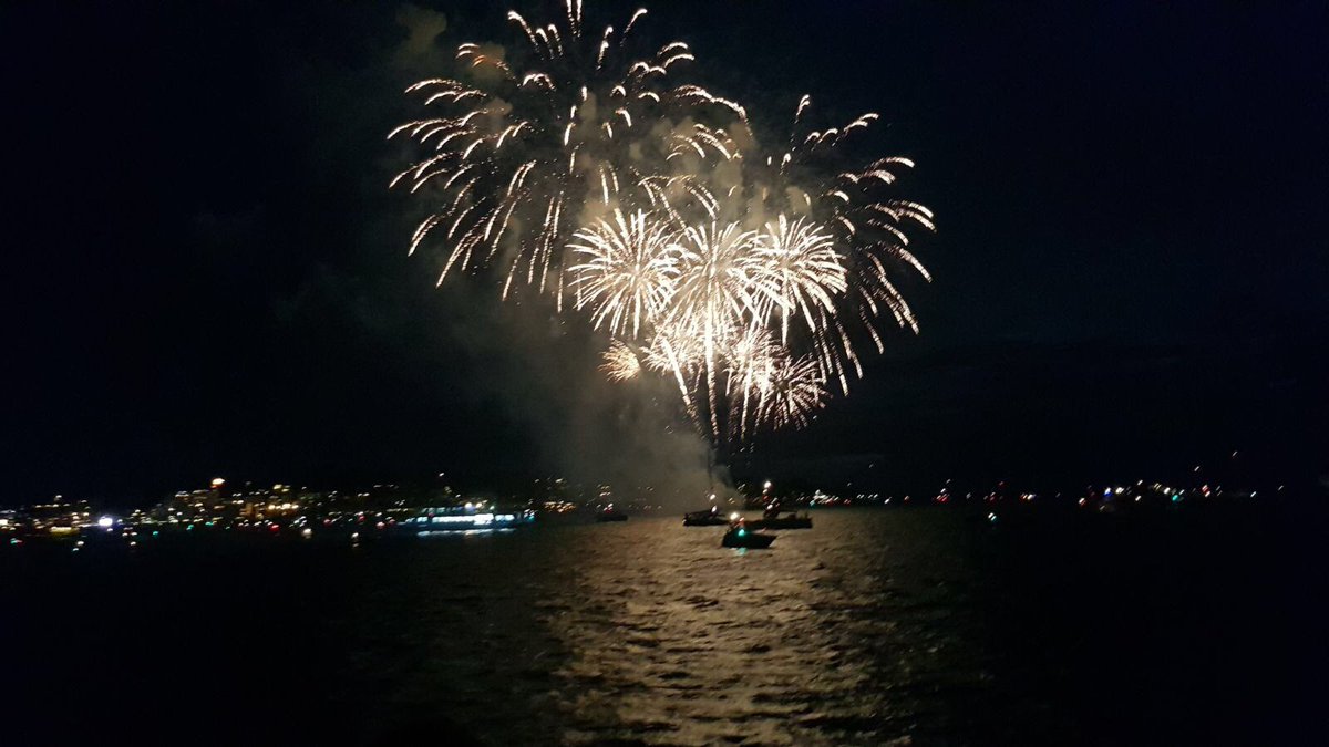 ukyachtcharter's tweet photo. Front row seats for #CowesWeek2017 fireworks aboard #RumRunner https://t.co/zDxso7wlrG