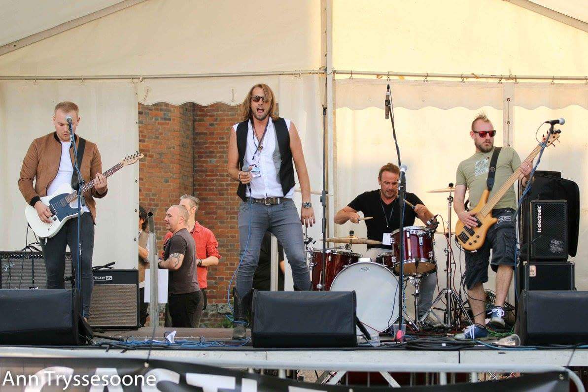 A huge thanks to everyone <a href="/HertfordTC/">Hertford Town Council</a> rock at the castle. We had a ball yesterday!