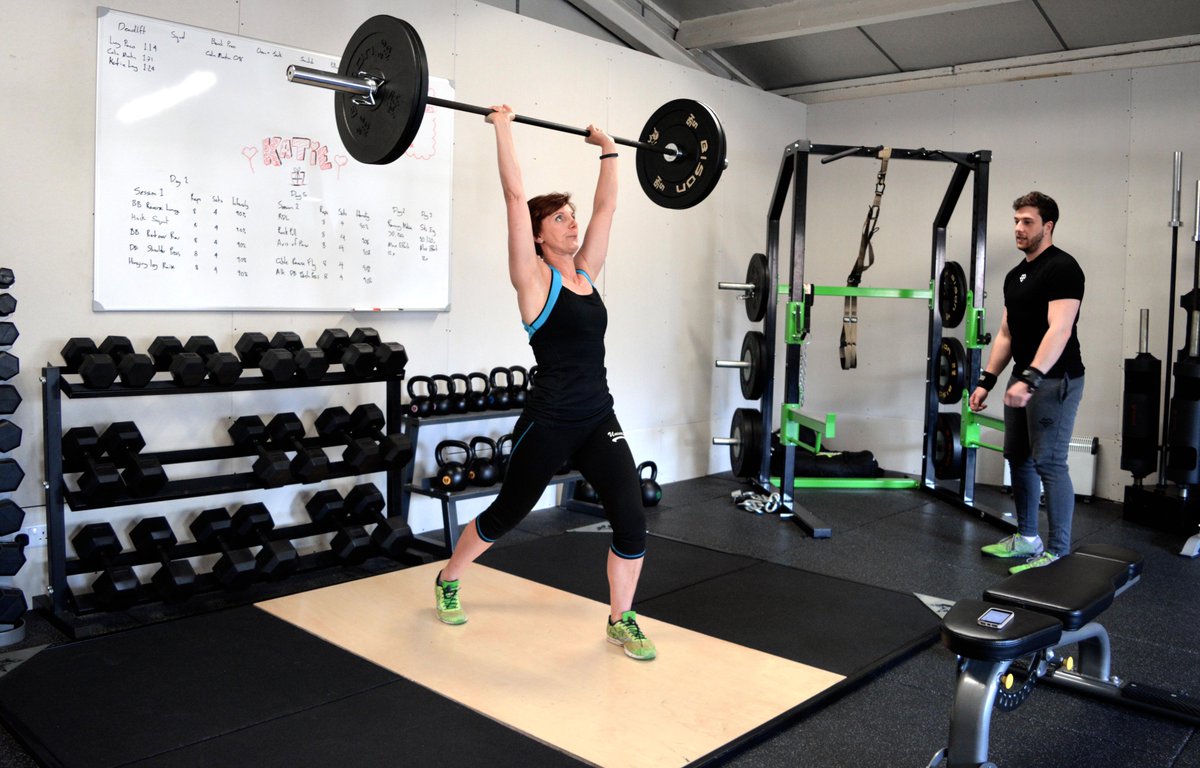 FaultlessFit's tweet image. We also use the vast knowledge of our sports and exercise scientists to deliver plans for athletes of all levels! 🚴 #HerefordHour