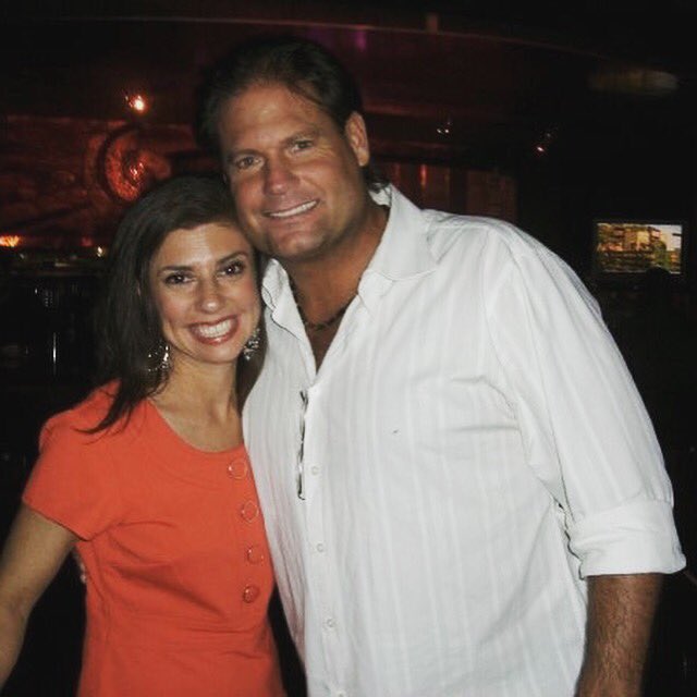 AimeeLucia's tweet photo. RIP Dutch...my favorite Phillie of all time 💔⚾️ #10 https://t.co/53AsrPDuUi