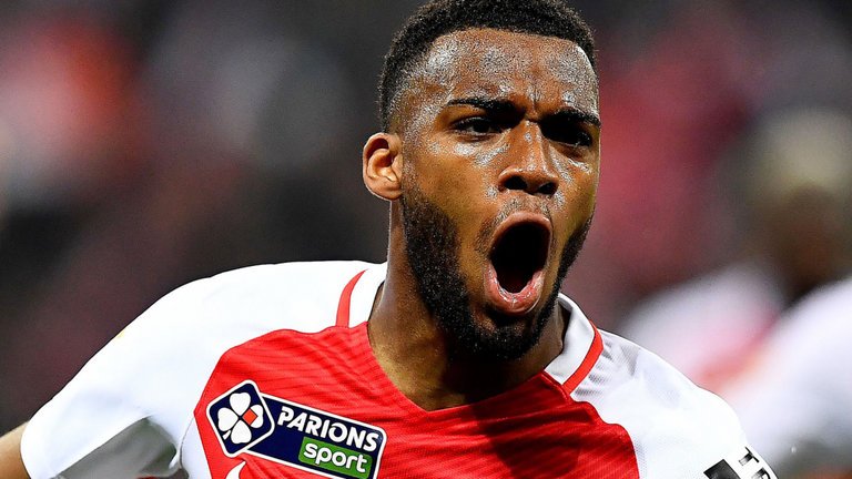 PitchFooty's tweet photo. #Barcelona join #Arsenal in race for #Monaco forward #ThomasLemar #HaveYourSay #RateTheRumour #PitchDMMApp #PitchDMM #ChangingTheGame https://t.co/y7LFFyWLAb
