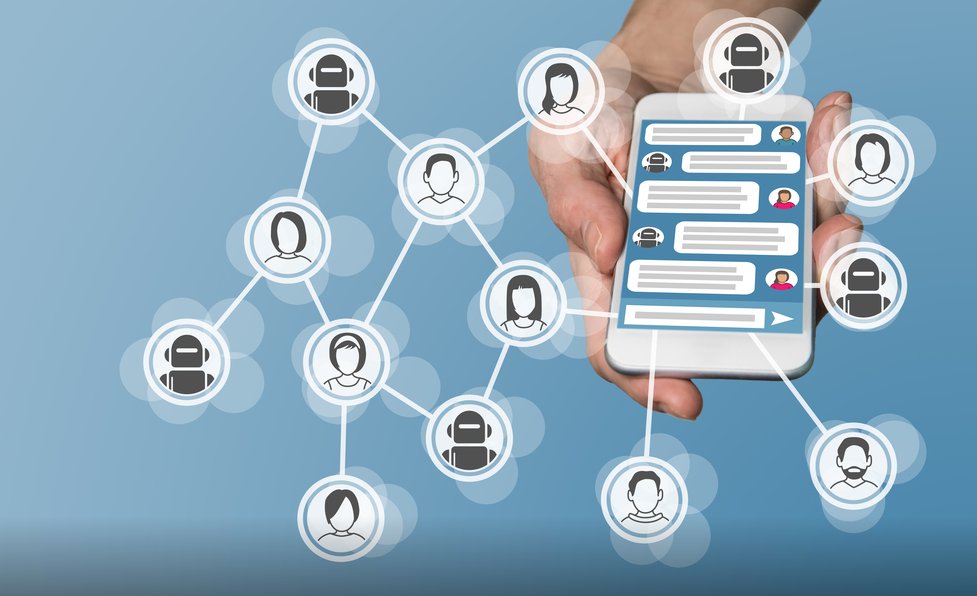 SNCFConnectTech's tweet photo. Les #bots montent en puissance, un outil qui devient incontournable dans la #RC => https://t.co/FsiPjZLFeR via @OBS_COMMEDIA #ecommerce https://t.co/xX9QYZdVu1