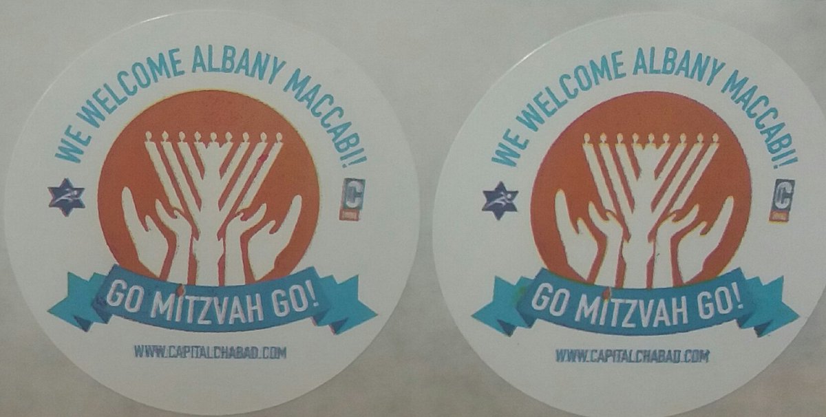 shabboshouse's tweet photo. We're hosting 11 awesome girls from CA, FL & NJ (all branches of same #Menorah!) for Albany's #Maccabi '17 Games... #WeAreJCCMaccabi #CapMac https://t.co/8KVESfnd0y