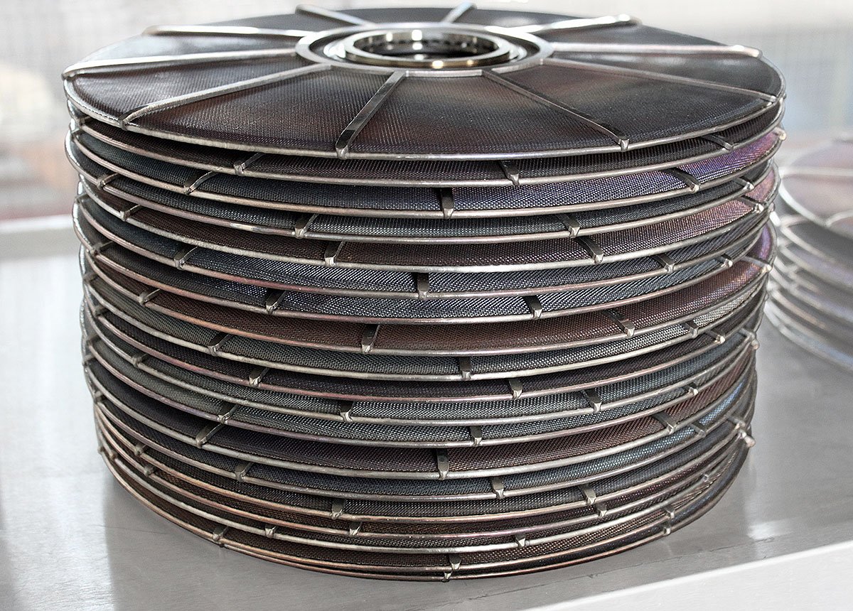 SCHWING_TECH's tweet image. Press release ➡ Environmentally friendly &amp;amp; cost-effective #cleaningprocess for metal filter discs: schwing-technologies.com/en/news-press-…
#polymer #plastic