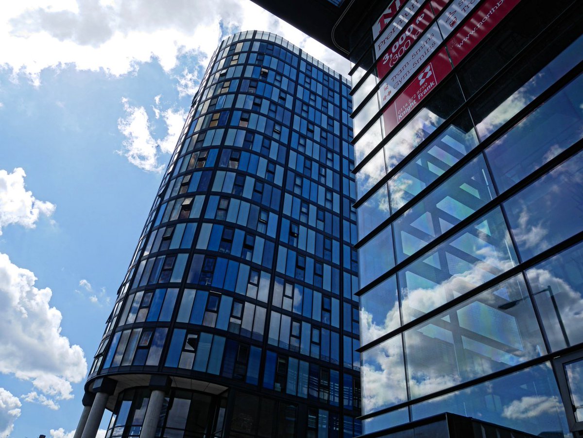 streetandlight's tweet photo. Wouldn't mind an office/studio in the clouds near #Castlegate, #Sheffield @knightfrank @MarketingSheff @VisitSheffield #architecture #design https://t.co/8lDptxwZxE