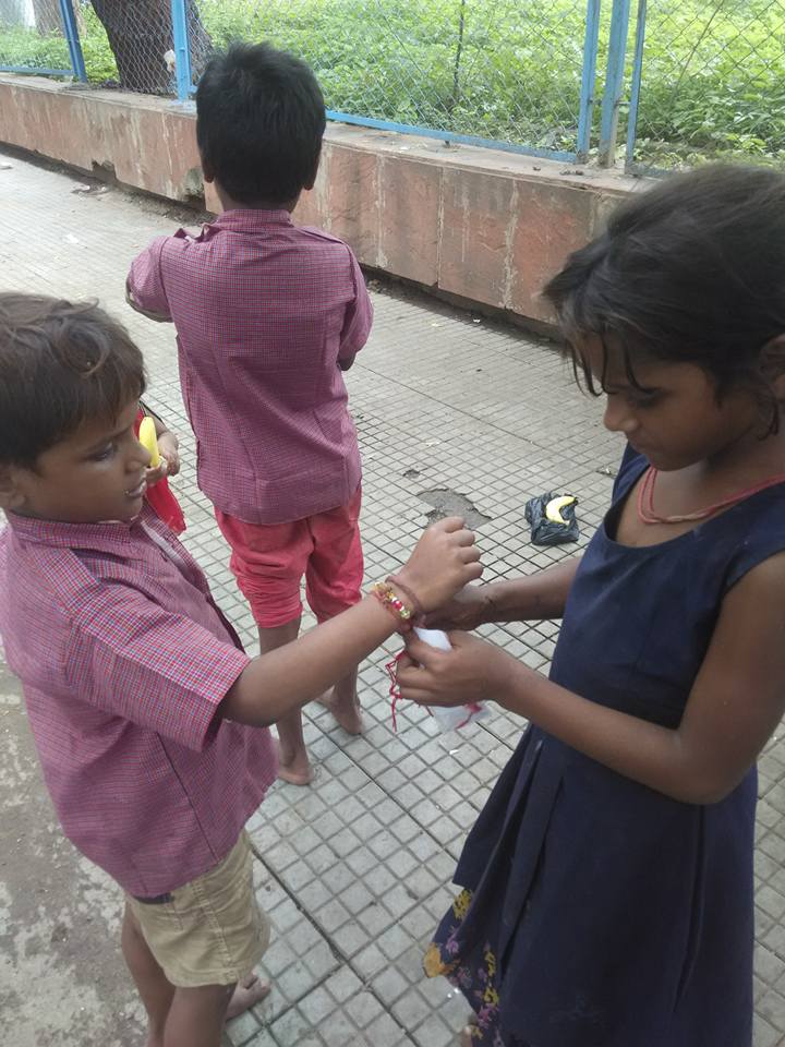 BHUPENNDER's tweet image. Kar Kai dekho aaccha lagta Hai...Kabhi kabhi dusare Kai liye bhi kuch kar lo aacha nahi bahut aacha lagta hai.. :)