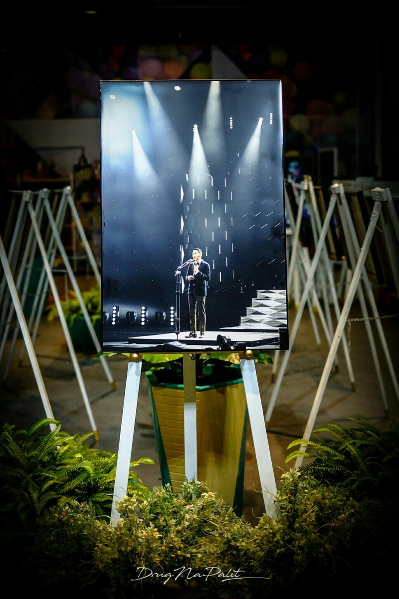 drug_na_palit's tweet photo. พลังของคนรักผลิต งานดี มีพลัง น้ำตาจะไหล เฮียเห็นมั้ยคะ @peckpalit #เป๊กผลิตโชค #palitgallery #WalkOnAirWithPalit #DrugPixx https://t.co/LDRQyRegiS