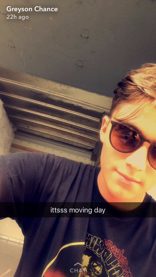GreysonReports's tweet photo. Guess who's moving back to school? 📚📚📚 https://t.co/rnqhpXuR3I