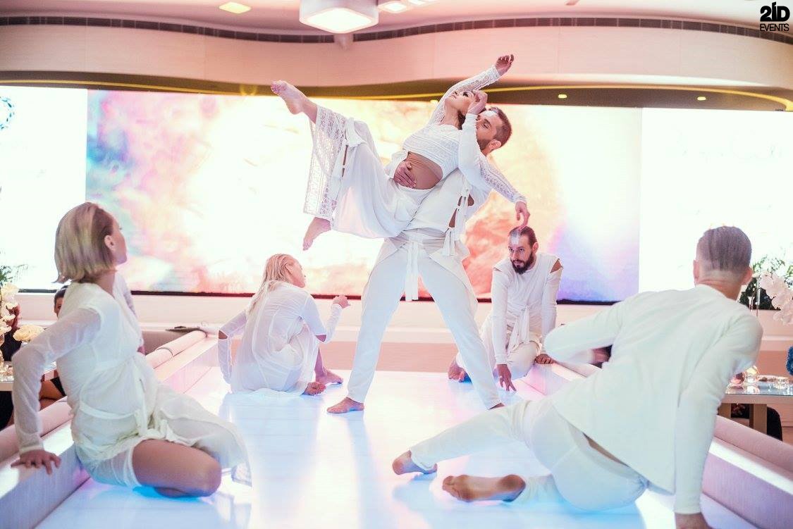 2IDevents's tweet photo. DANCE ART GROUP IN DUBAI
#2idevents #2idgroup #2idquests #2idmultimedia #2idshadowshow #2idmusicians #dubaievents #dubaientertainment https://t.co/WvmNx4ASku