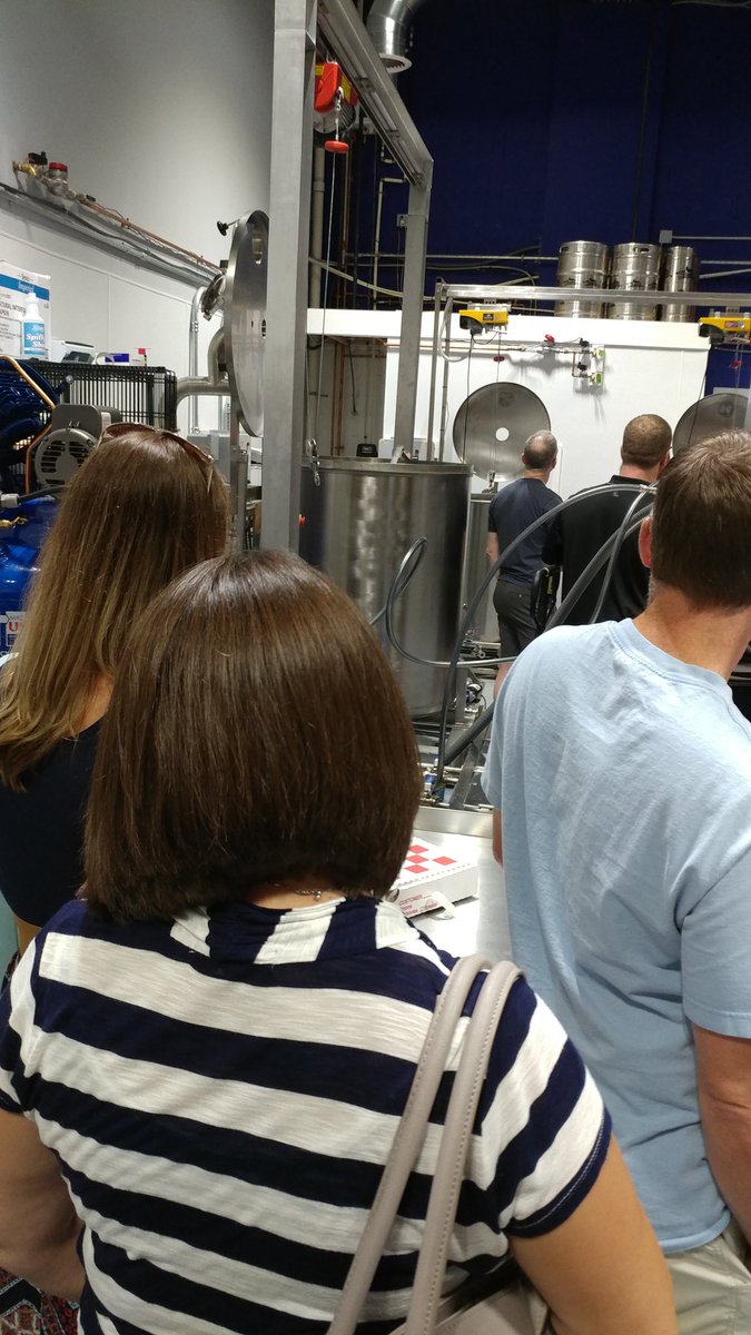 NaVellJLee's tweet photo. #birthdayweekend Tour of the #DeathoftheFox brewery! https://t.co/AuSsu9TrWi
