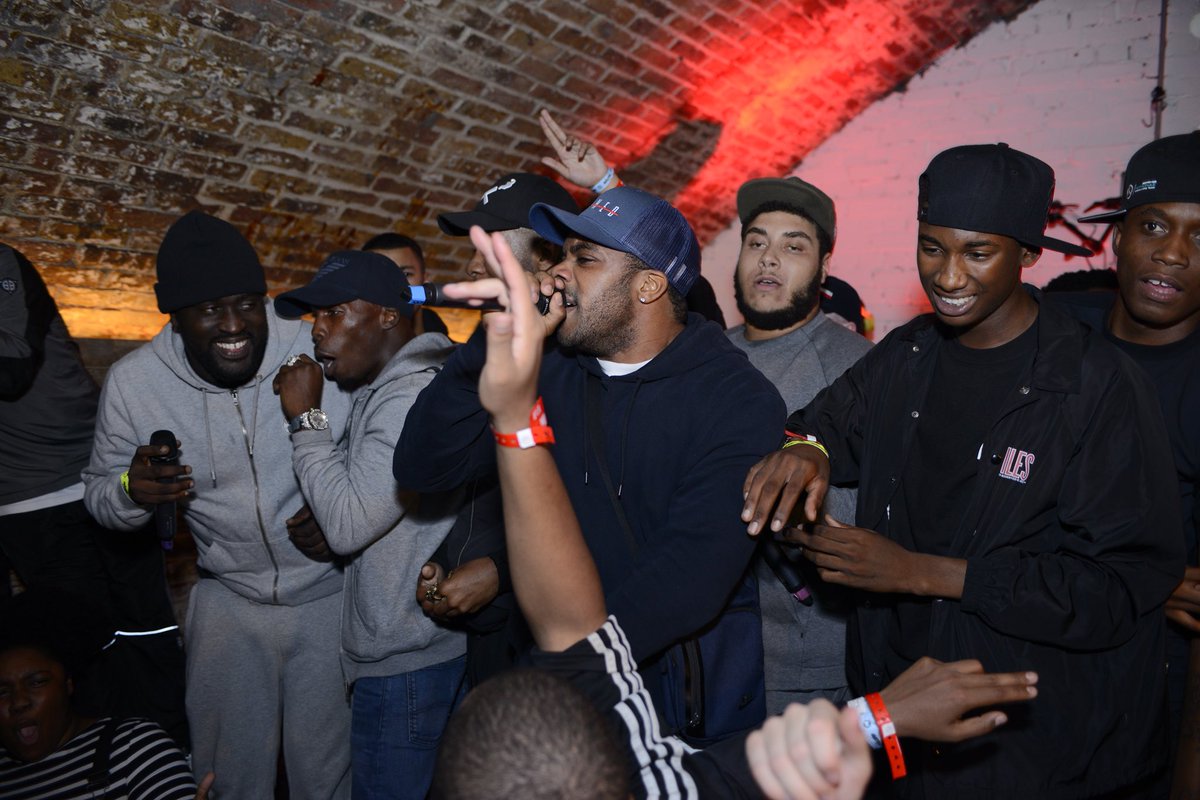 ItsOfficialNA's tweet photo. 📸 #NAProductionLtd - @isblakie @pmoney @kingblacks @discarda @DesparadoMusic @OfficialFudz @RinseFM https://t.co/lJRj2ygunJ