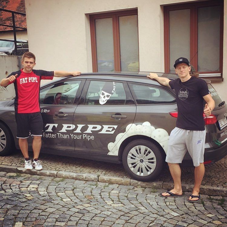FatPipeFactory's tweet photo. Fatter than your car!
#fatpipe #fatcar @fatpipecz https://t.co/Zt0NxylUMu