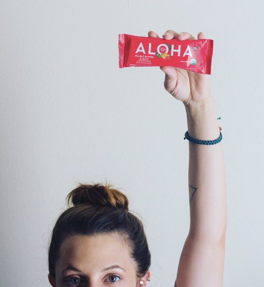 InfluensterCB's tweet photo. ALOHA and good morning! Are you starting your Monday off with @aloha from the #OasisVoxBox? Let us know what you think! #SayHelloToHappiness https://t.co/WuGjDZglrC