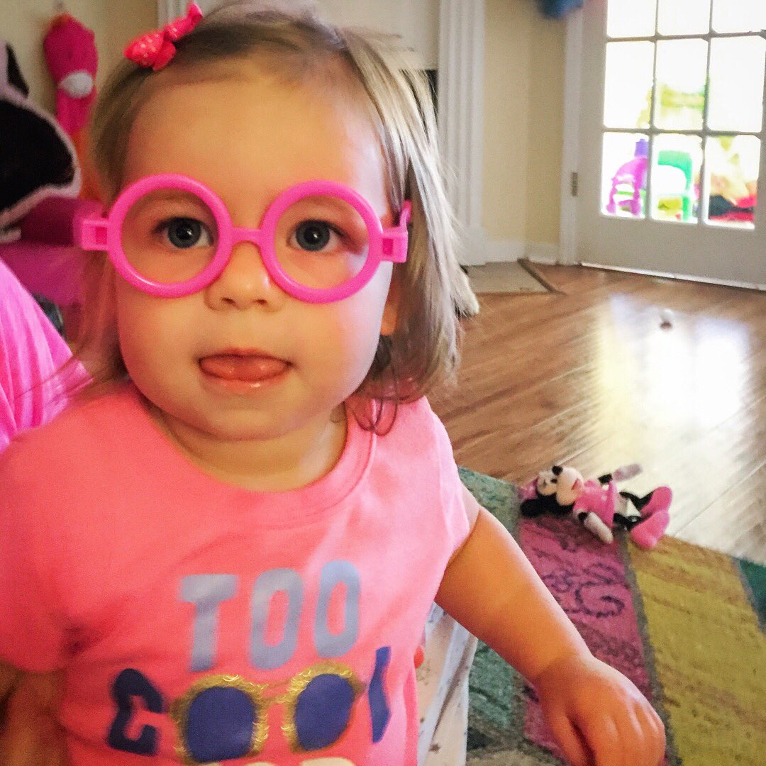 murphychatt's tweet image. Gretchen’s all set to go #backtoschool ! Technically it’s daycare and she’s been going all summer, but this was a long wknd, so...