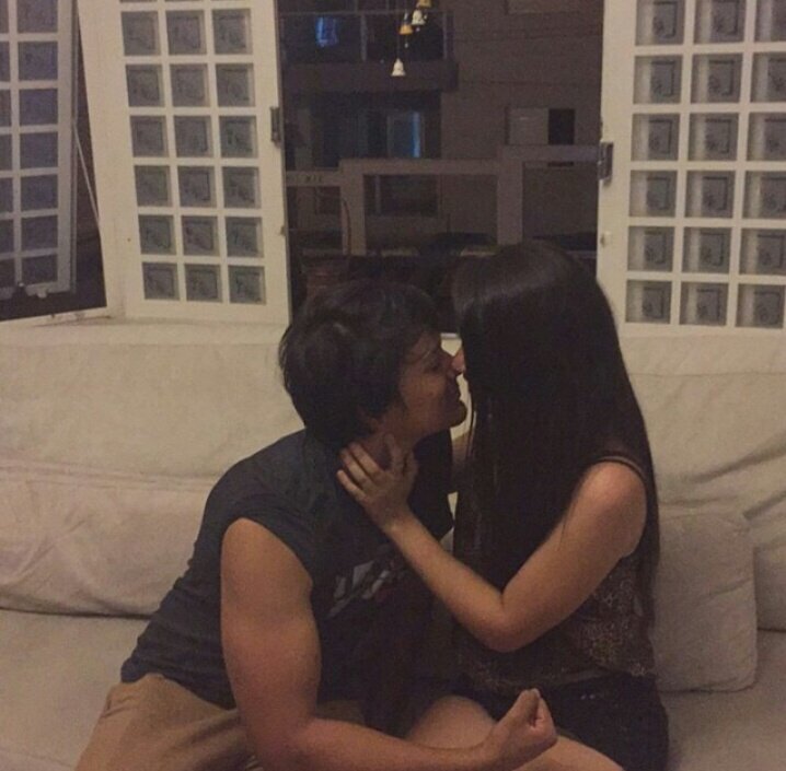 memesjadeh's tweet photo. Namora comigo pra gente tirar foto assim https://t.co/7KzTSJkuYv
