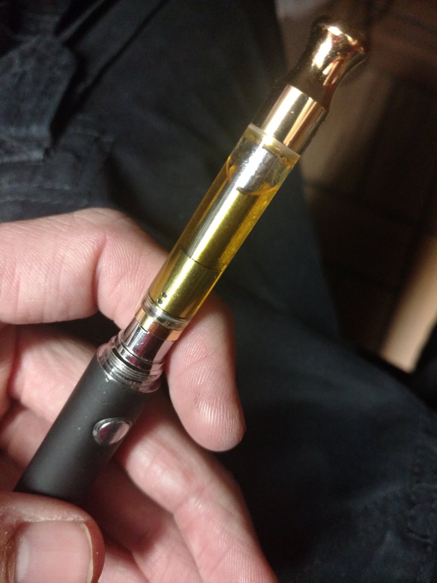 BRad_4_20's tweet photo. Almost 3 hours into my work day,
Time for a smoke break!
๐๐ฅ๐จ๐จ๐จ
#MondayMotivation #HighBoss
#BrassKnuckles #StonerLife https://t.co/Xm326a142Q