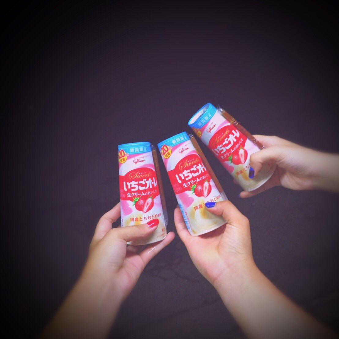 Carnelian_rem's tweet photo. 皆で花火！🙌🎇🍓 https://t.co/VApeczLnGu