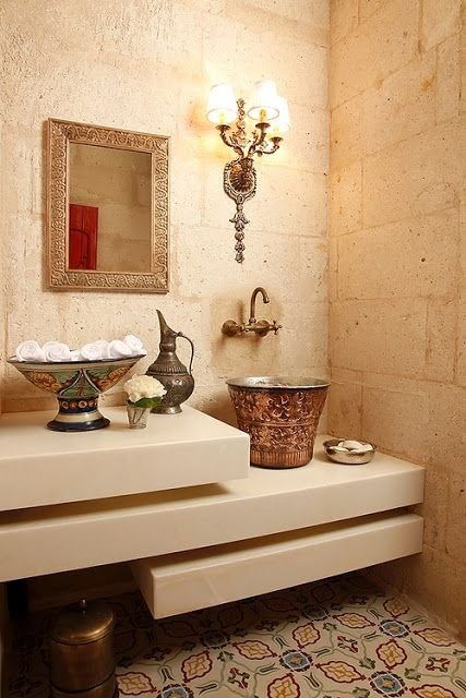 myhomecanvas's tweet photo. Shop the ‘Beautiful Bathroom’ collection on #Homecanvas.com. Image from  Casastudio https://t.co/fGnuL8Xtbt
