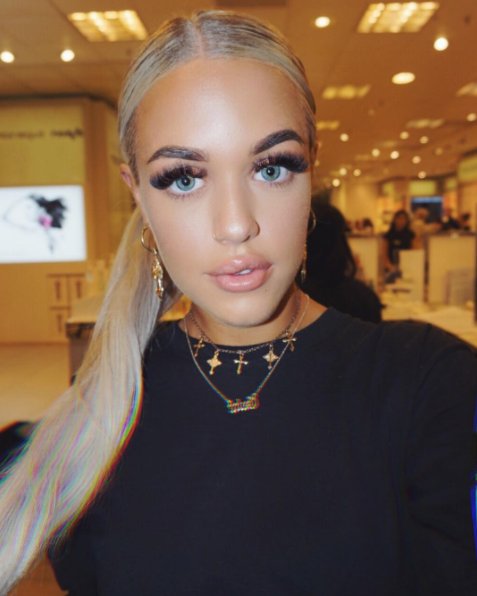 rodialbeauty's tweet image. We LOVE @lottietommo's finished look using all Rodial at our makeup pop-up @Selfridges last week.  Visit us for a complimentary makeover...