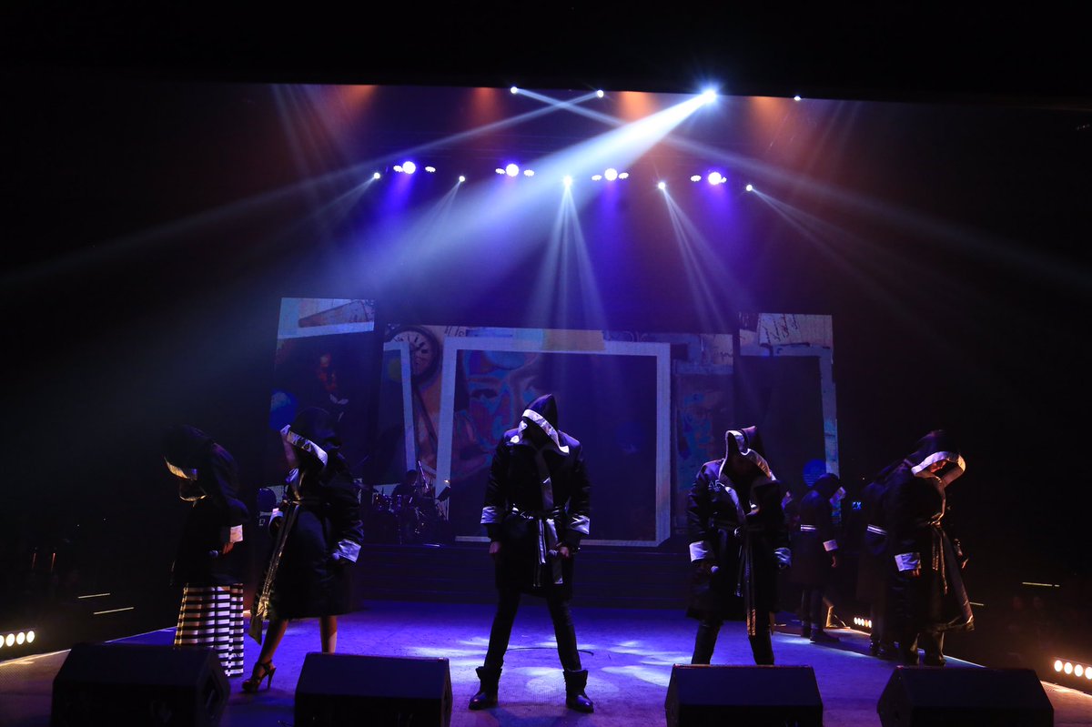 af12official's tweet photo. พรุ่งนี้ติดตามภาพบรรยากาศคอนเสิร์ต #AF12ThePhenomenon และภาพ Photogroup ของผู้ชมที่ซื้อบัตร VIP ได้ทาง FB : af12official ค่ะ #AF12 https://t.co/wtO9s8YGi1