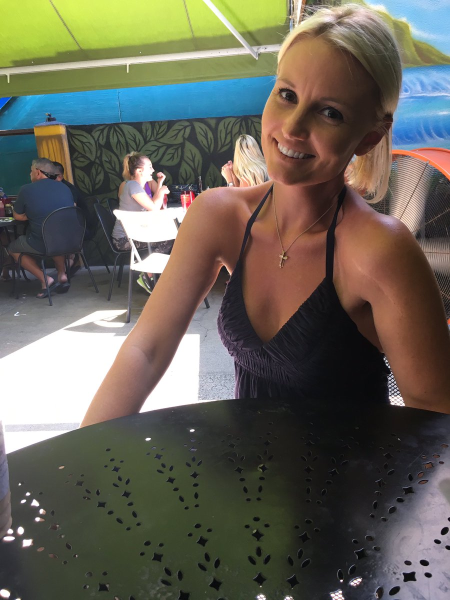 paulmarykay's tweet photo. @spinnershells loving cali! Sporting my bum arm with more confidence! #chronicpain #nevergiveup #bendactive https://t.co/a9YlLcJ294