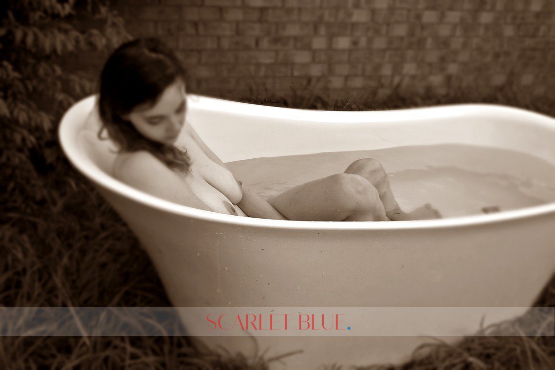 hayleyhalosyd's tweet photo. AVAILABLE NOW! Melbourne - I am now available for short notice bookings. To book visit https://t.co/f7l4tMQHHE https://t.co/hzOIEls4Ww