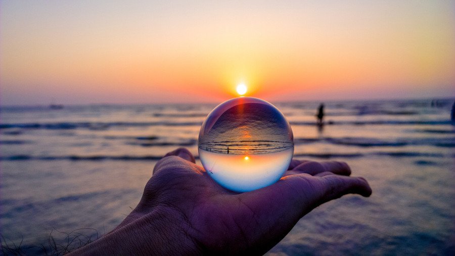 TodayIs_Day's tweet image. Today is... #Nationalpsychicweek #psychicweek #crystalball #future #todayis #MondayMorning #Monday #psychic Have a great day!