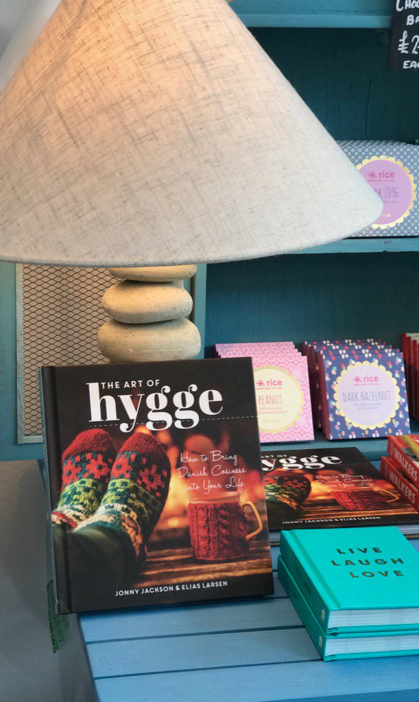 Daisychaingifts's tweet photo. Some lovely new books have come into the shop today. #gifts #windermere #lakedistrict #books #hygge https://t.co/WVBcC7CEQN