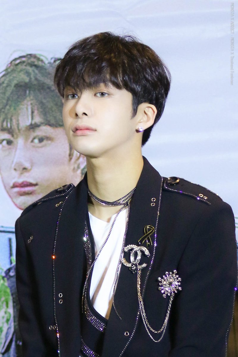 [HQ] 170730 Press Conference #MONSTAX #몬스타엑스 #HYUNGWON #형원 #BEAUTIFULinBANGKOK
📸 imgur.com/iS84lvQ