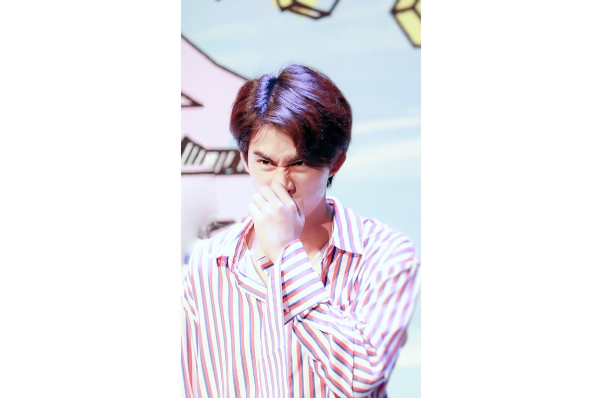 which_wayway's tweet photo. #toeysittiwat 
@ImerbSittiwat 
深V VVVVV https://t.co/G2s98Rx1Mh