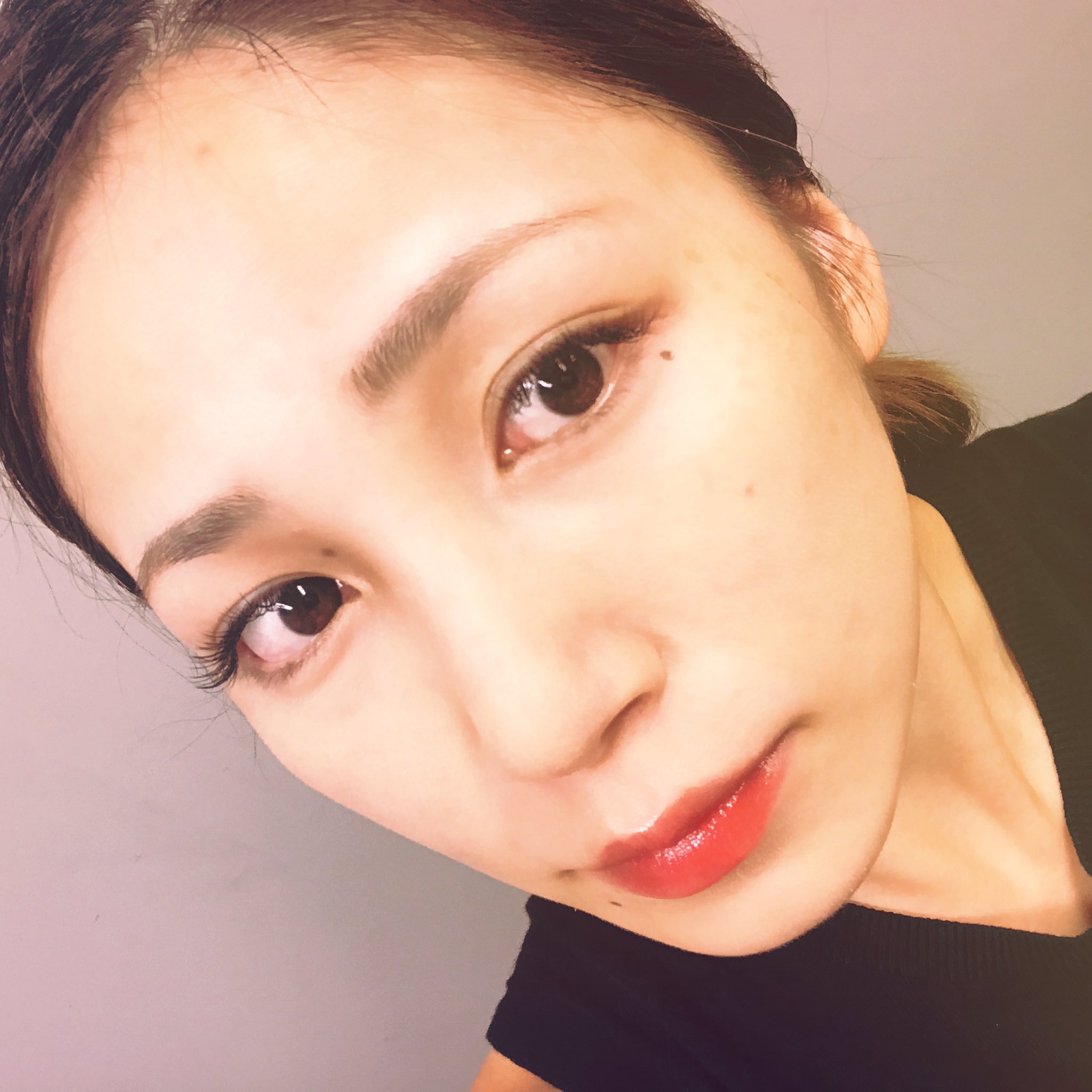 吉川友 口の横と目の横にホクロ欲しいから マッキーで書いてみたの巻 年々 ホクロが増えている 憧れの マリリンホクロ 口元 きっか 夏の大三角形