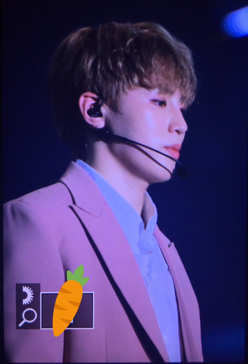 CARROT_322's tweet photo. 170807 Show-Con 프리뷰
#하성운 #워너원

🎀🎀🎀예쁜 운깅이🎀🎀🎀 https://t.co/TEfzl3UhBn