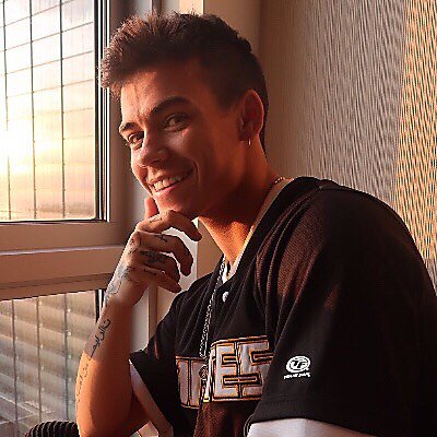 guiilwx's tweet photo. #NewProfilePic https://t.co/NGKwev5TTv