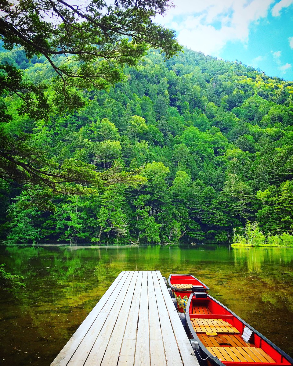 Whatever_Pics's tweet photo. 上高地の明神池の風景。
ここは、まさにパワースポット。
行く価値あります！
#上高地 
#パワースポット 
#写真好きと繋がりたい 
#ファインダー越の私の世界 
#自然 
#風景写真 https://t.co/9UBggMqELk