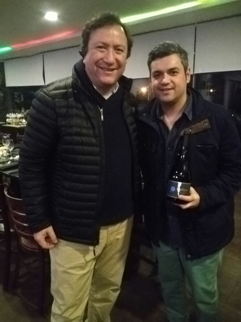 casablancagwc's tweet photo. #Casablanca tuvo una excelente participación en el Festival #ChanchoMuerto de #Talca + de 400 mil asistentes, gracias a todos !!! 🍇🍷🍴 https://t.co/p5bCwFF3AR