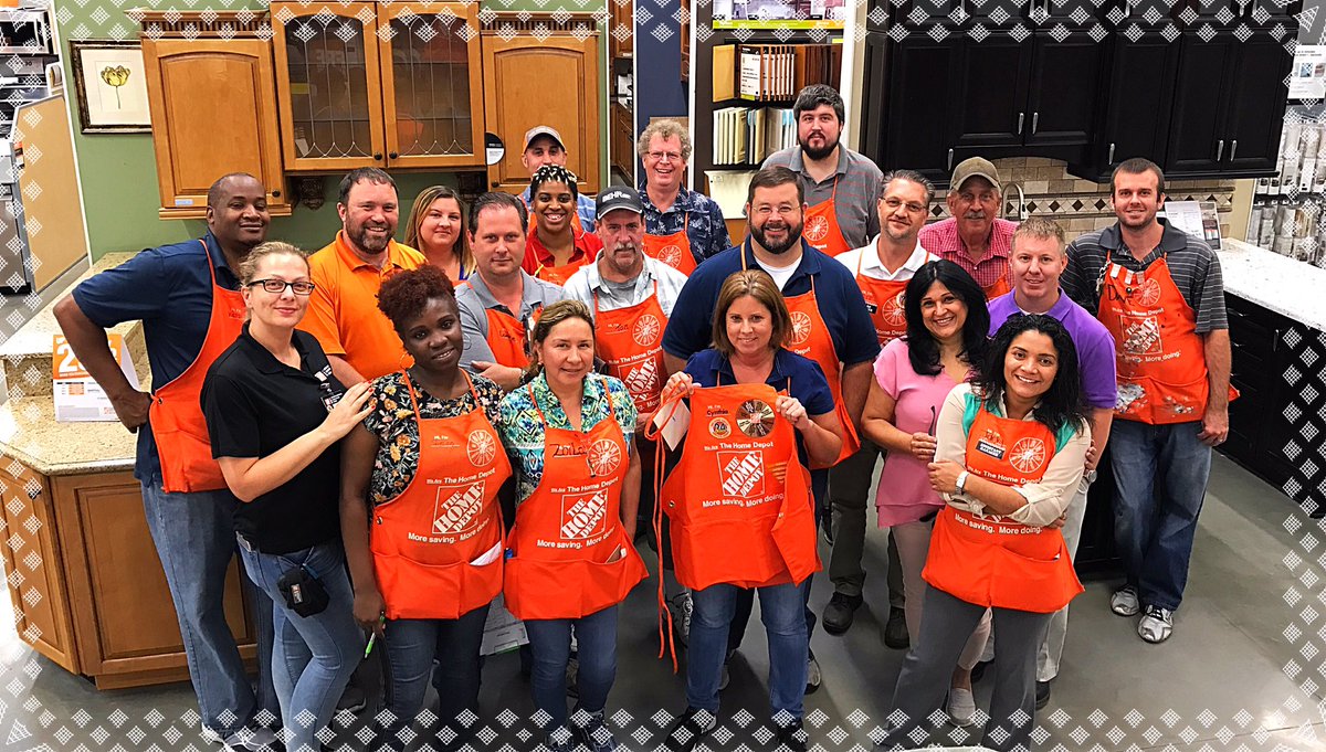 Cindy celebrating 24 years of bleeding orange! 🍊 She must have been about 10 when she started. 🤔