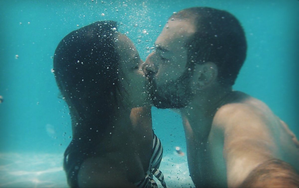 Ariadnanz's tweet photo. Querer muy mucho ♥️🐥 @JuandaMLopez #ladeesteaño #conestayasoncuatro #depresionpostvacacional #quierovolver https://t.co/DETJegIC0h