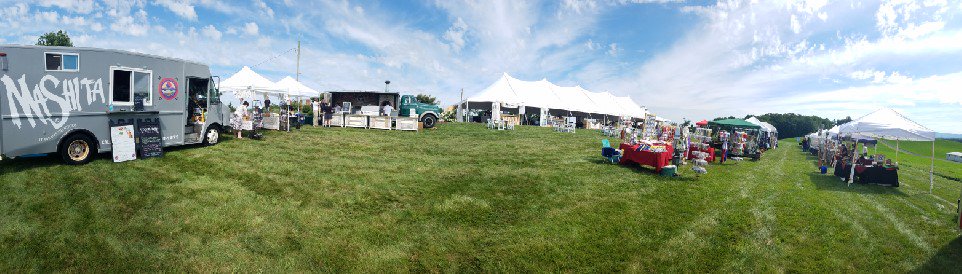 LoudRockDev's tweet photo. @OnSunnySlope in advance of the Valley's first-ever #Wine &amp; #Oyster Festival. 5 bands, 8 vineyards, over 1,000 visitors. #RockinghamRocks https://t.co/JKDyesEnka