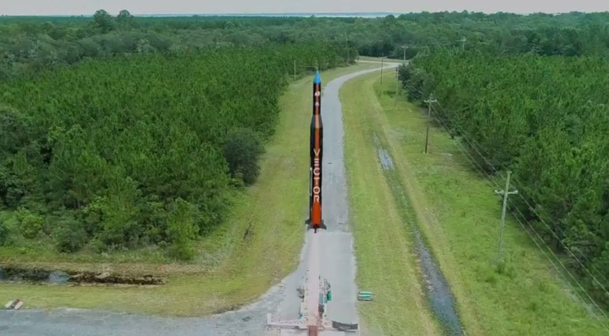 Space24pl's tweet photo. 🇺🇸Drugi udany test rakiety Vector-R [WIDEO] #VectorR @vectorspacesys @NASA @FAANews @Space24pl @H_Space_PZ https://t.co/7Qskef34nf https://t.co/VzzapiLZHl