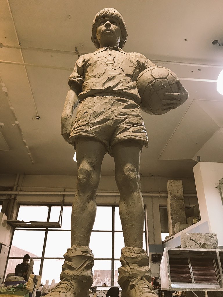 TachyMontes's tweet photo. #BustosyEstatuas #homenaje @PaladarNegroWeb @juankyjurado https://t.co/d688hUrHxj