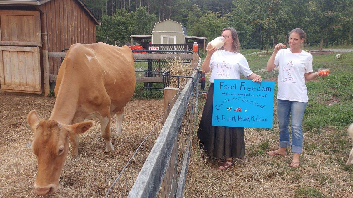 Colleen03310203's tweet photo. @DelBenCline 
Food shouldn't be outlawed. #rawmilk #homefermentation #gishwhesrights https://t.co/3VT9DSkS8N