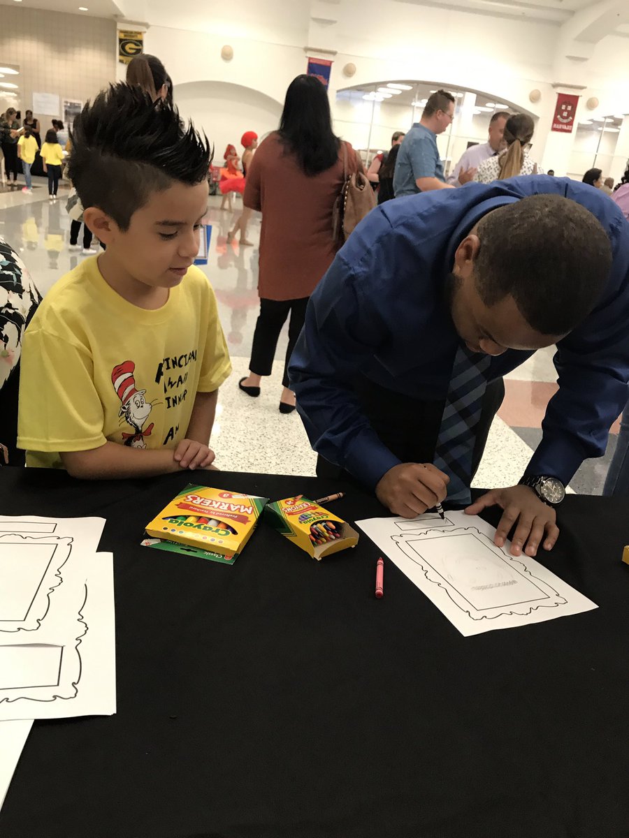danmaryle's tweet photo. Worsham Wildcats welcoming new Aldine teachers! https://t.co/tGgMeDC7zc