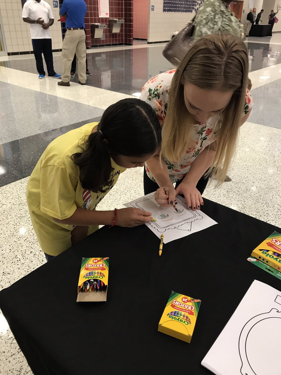 danmaryle's tweet photo. Worsham Wildcats welcoming new Aldine teachers! https://t.co/tGgMeDC7zc