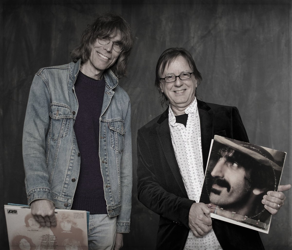 iF_ideasfactory's tweet photo. @hernanred y #DavidFricke en iF bajo el lente de @martinmasuno minutos antes de comenzar la charla para @Encuentros_EM https://t.co/5LgANFprCz