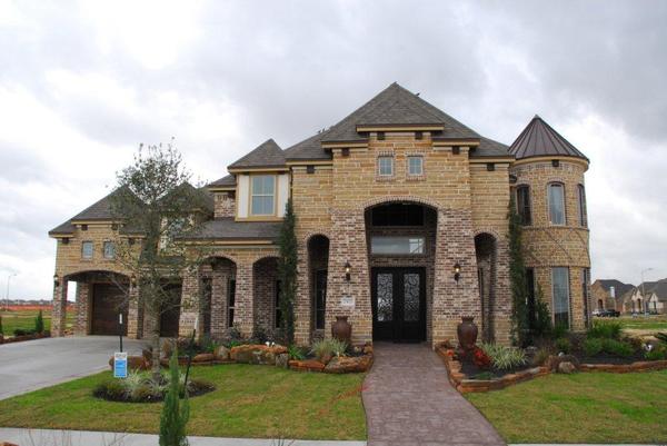 ICYMI: Greenwood Village-based home builder <a href="/CenturyHomesCO/">Century Communities</a> said today it has completed its mega-merger. bizj.us/1p9svd