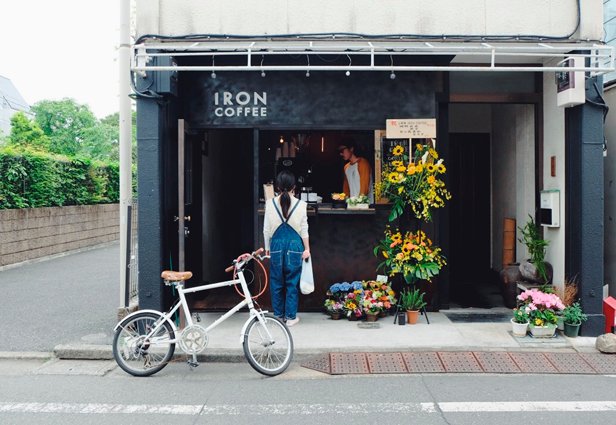 Un recorrido por las #cafeterías pequeñas más instagrameables de Tokio. <a href="/ibisMexico/">ibis México</a> <a href="/CafeLaBrasilena/">Cafés La Brasileña</a> <a href="/pdgespanol/">PDG Español</a> goo.gl/x6WG9s