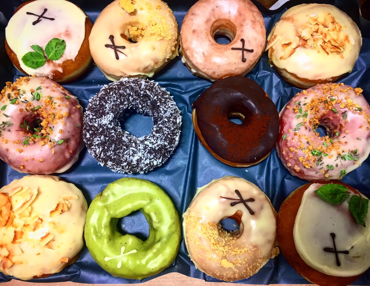 wiredukevents's tweet photo. #WIREDloves @CrosstownDough's new on-demand delivery service - makes Monday afternoons in the office a lot better #WIREDeats #foodfortnight https://t.co/PQjwoEUpjS